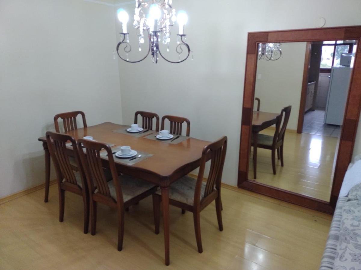 Apartamento Ensolarado No Centro De Gramado Apartment Ngoại thất bức ảnh