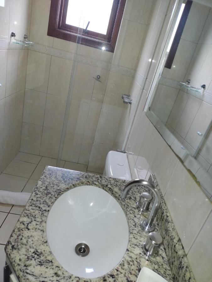 Apartamento Ensolarado No Centro De Gramado Apartment Ngoại thất bức ảnh